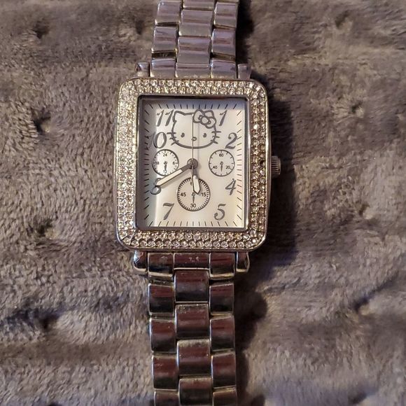 Hello Kitty Pave CZ Bezel Silver Multi Dial Silver White‎ Watch - Picture 1 of 11